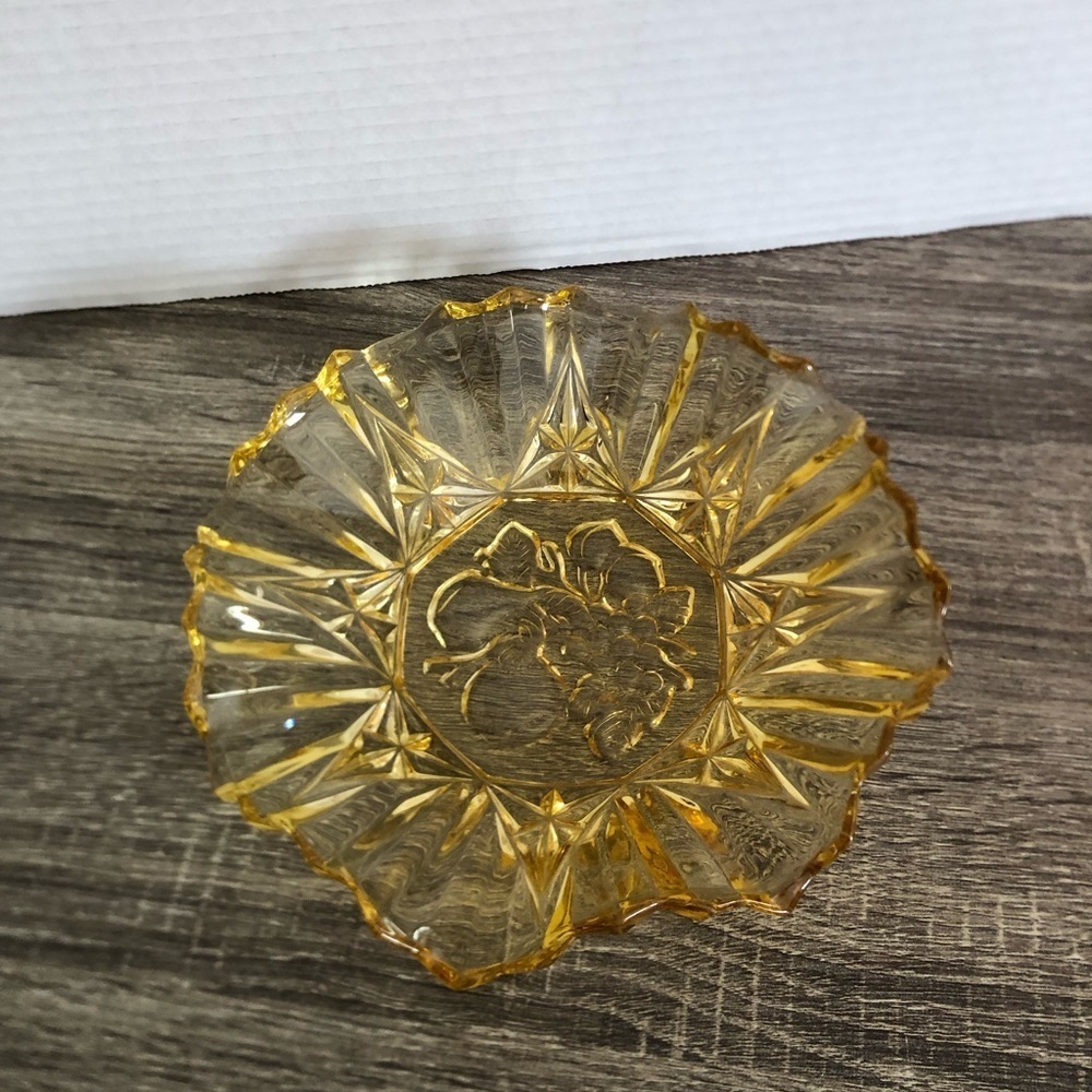 Vtg Federal Glass Crimped Amber Bowl